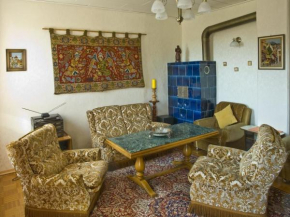Ferienwohnung mit Pool und gemütlichem Kachelofen